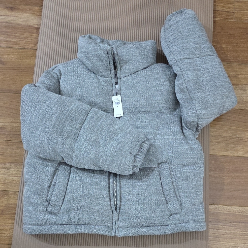 NEW GAP Women Heather Gray Puffer Jacket